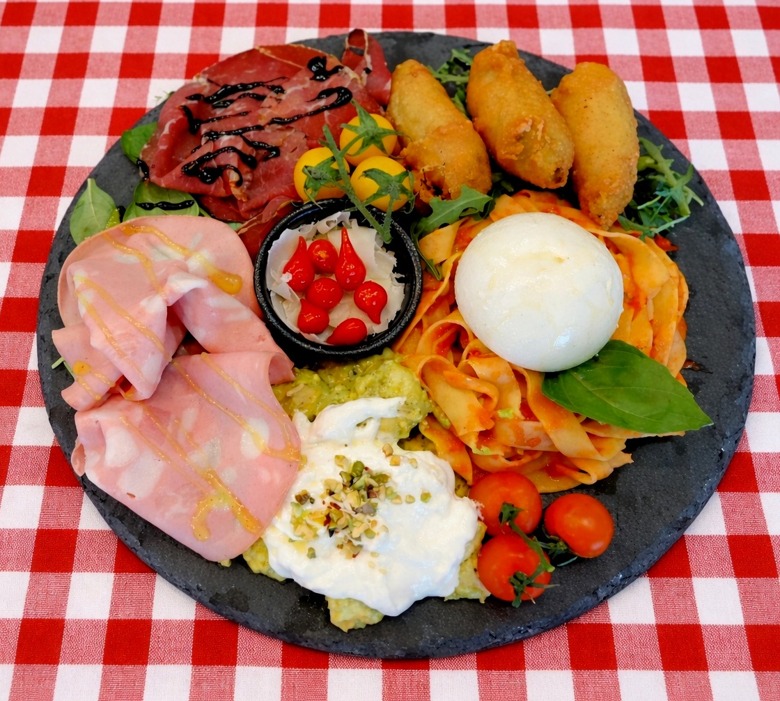 Valerie Pizzeria in restavracija